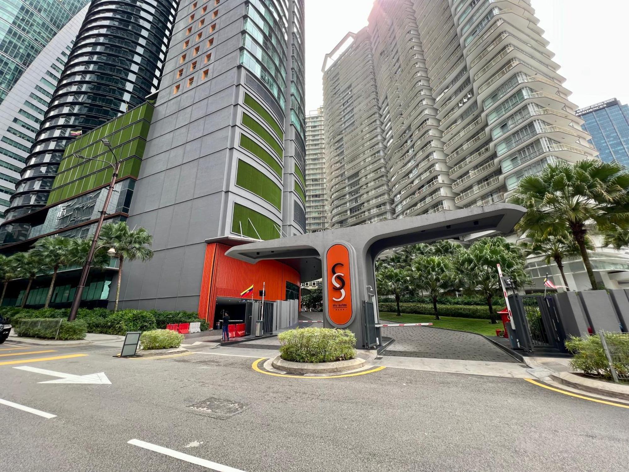 Sky Deluxe 3br At Klcc