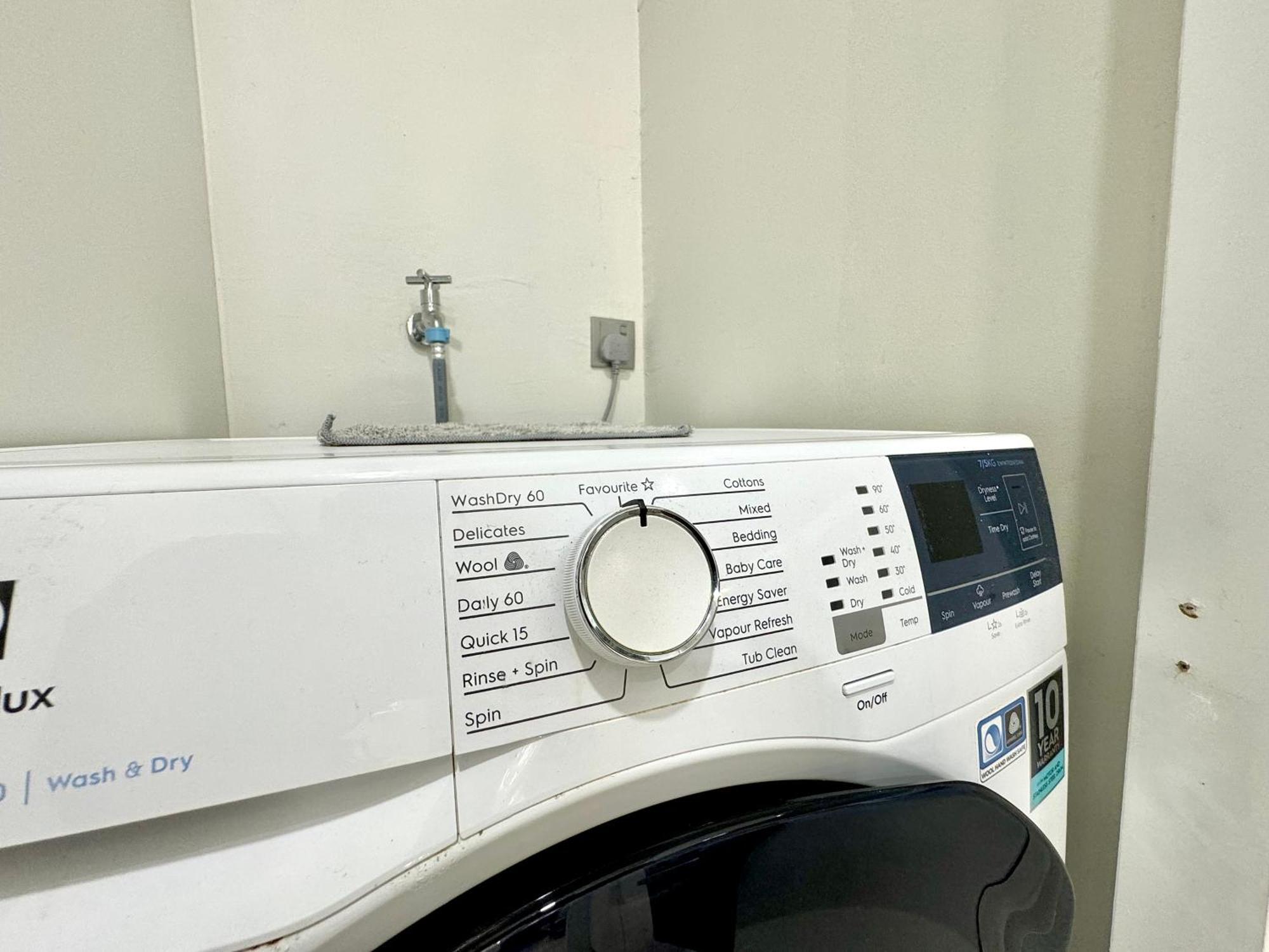 Sky Deluxe 3br At Klcc Pangsapuri *